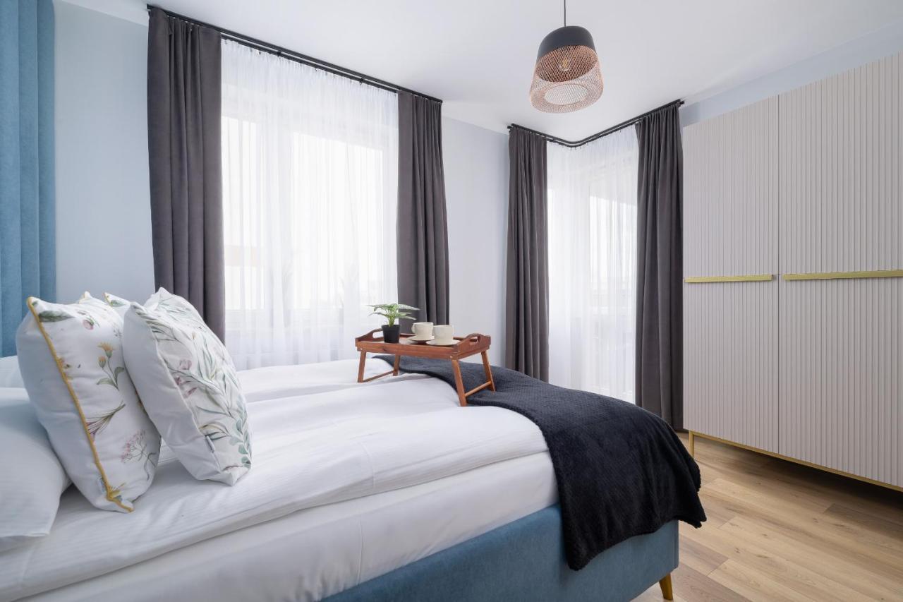 Osiedle Avia Harmonious Apartment With Balcony & Parking Cracow By Renters Prestige Krakau Exterior foto